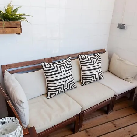 Amazing Rooftop Terrace With River And Historic View 4 Bedrooms 4 Bathrooms Ac 19th Century Building Chiado *