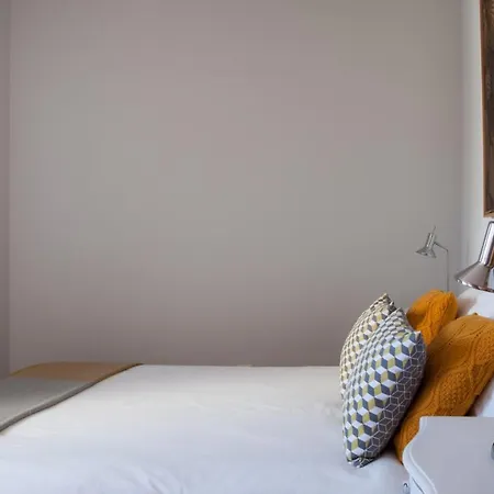 Chiado Rooftop Retreat: 19th Century Charm With River Views *