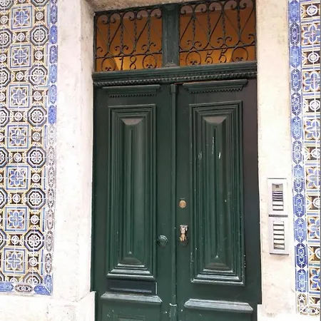 Chiado Rooftop Retreat: 19th Century Charm With River Views *