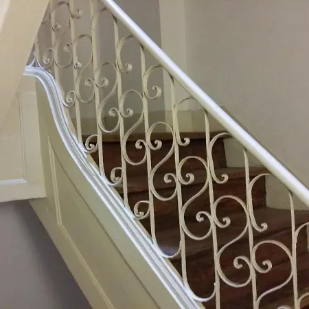 Amazing Rooftop Terrace With River And Historic View 4 Bedrooms 4 Bathrooms Ac 19th Century Building Chiado Apartman *